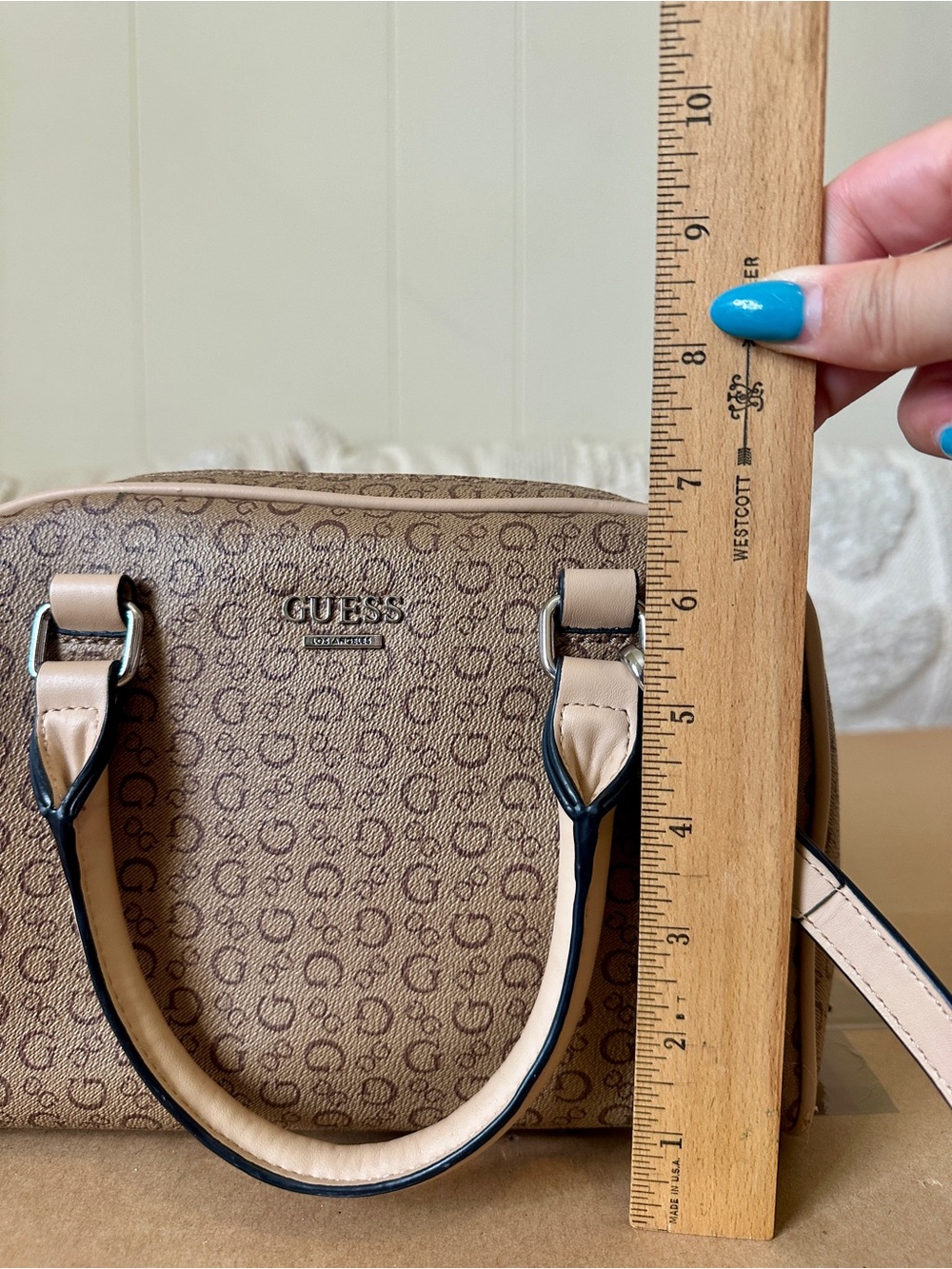 The GUESS Logo Print Small Satchel Top Handle Bag in beige and brown - Picture 4 of 9